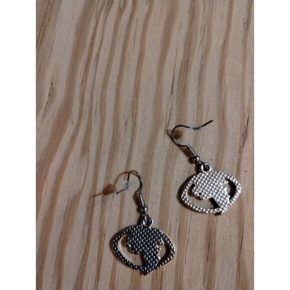 Georgia Football Sports Falcon Dangling Earrings Atlanta Red Black - Picture 4 of 4